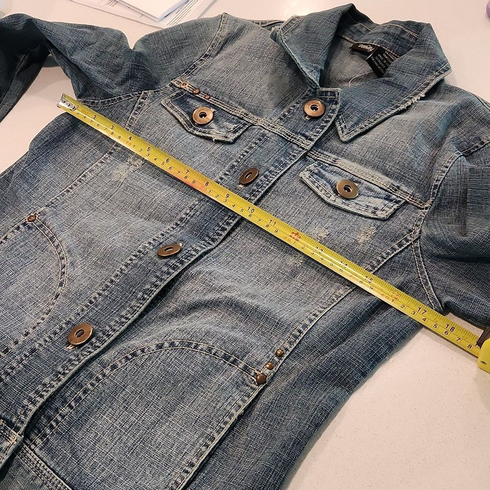 Vanity button down jean jacket size M, new with tags! - Picture 3 of 7